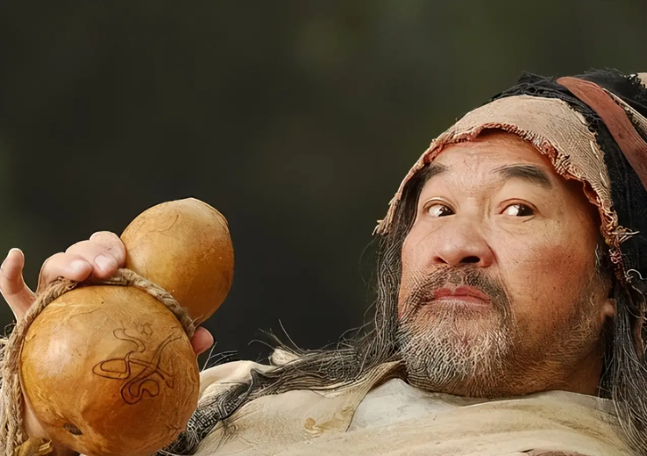 _虚竹传降龙十八掌给洪七公_虚竹和洪七公是啥关系