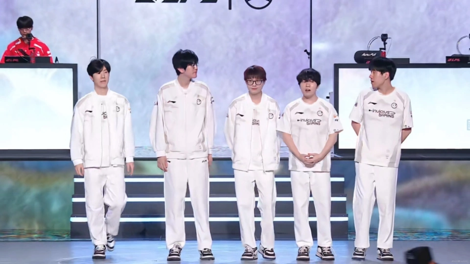 LPL 败者组四强战！WE 绝活登场却崩盘，The Shy 豹女致胜？