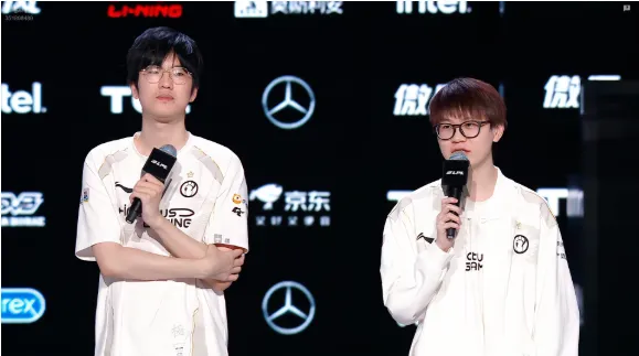 陈炫成完胜仇冬生夺冠__晋级之后1胜点