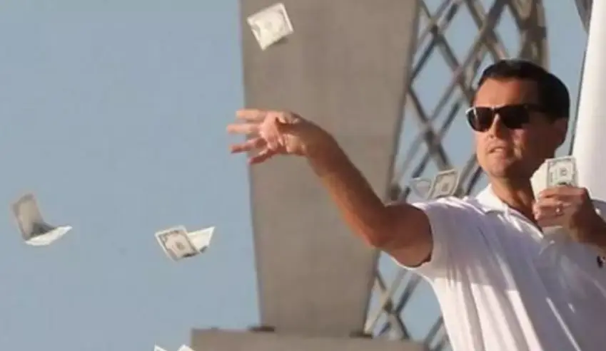 网易砸1亿给黄金服“买寿命”,放话:这服要活到2125年!_网易砸1亿给黄金服“买寿命”,放话:这服要活到2125年!_