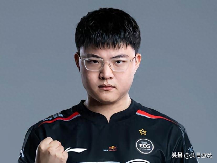 Uzi入选名人堂引热议！他能否成为名人堂第二位成员？