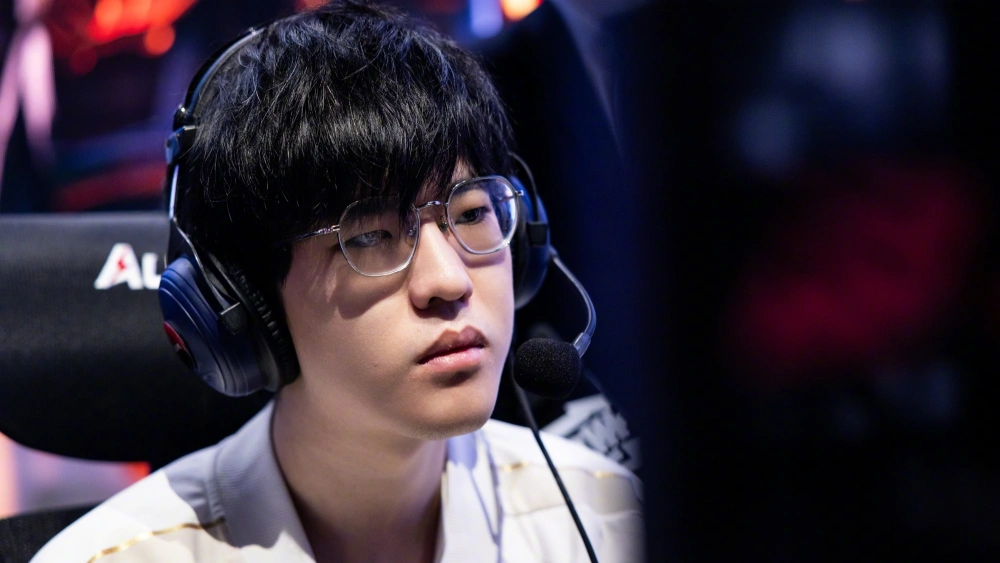 _LPL“全神班”无缘MSI！上单被队友气笑，Rookie赛后主动背锅_LPL“全神班”无缘MSI！上单被队友气笑，Rookie赛后主动背锅