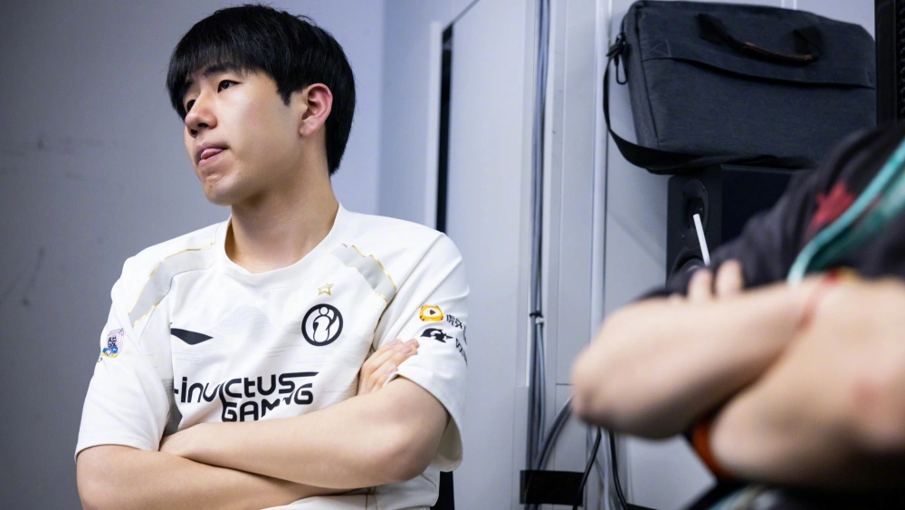 LPL“全神班”无缘MSI！上单被队友气笑，Rookie赛后主动背锅__LPL“全神班”无缘MSI！上单被队友气笑，Rookie赛后主动背锅