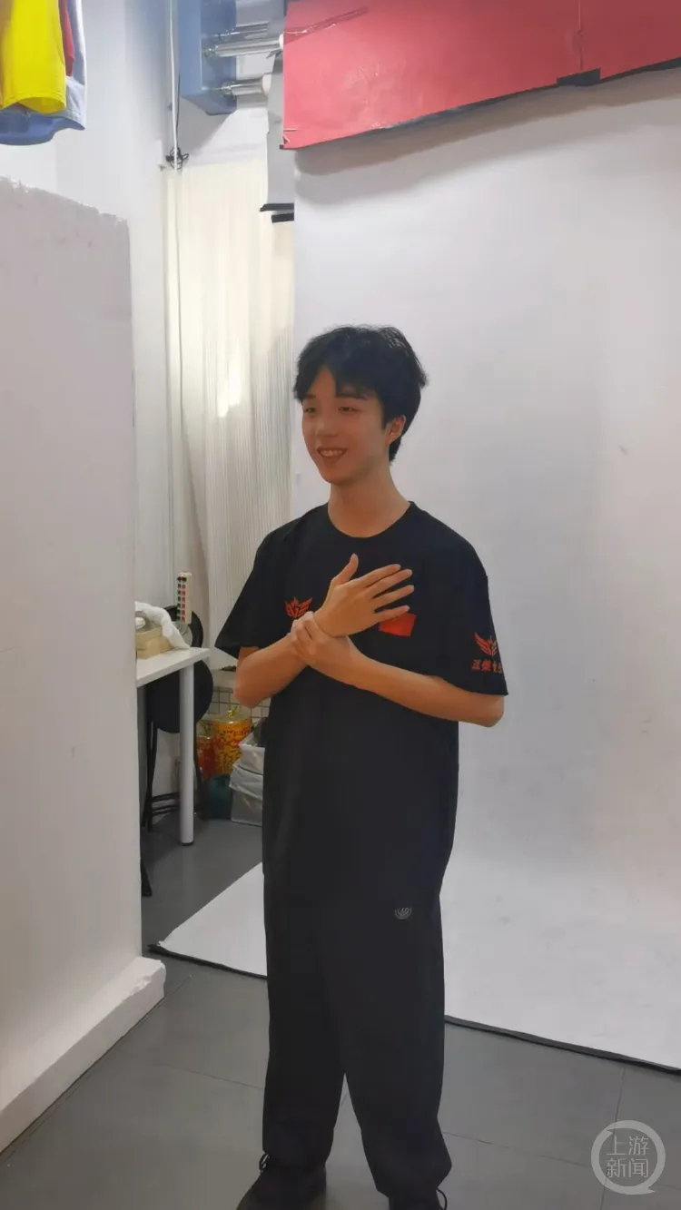 绝地求生kx教练_绝地求生重庆战队_