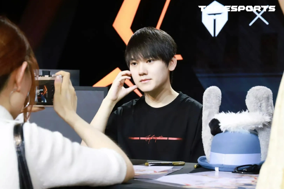 “TES被曝休赛期重组”火了，小奶油和JKL呼声最高，IG形势大好_“TES被曝休赛期重组”火了，小奶油和JKL呼声最高，IG形势大好_