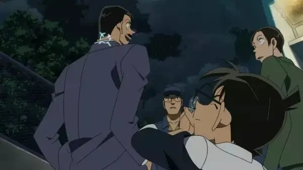 《名侦探柯南》“不合常理”的十大特点__《名侦探柯南》“不合常理”的十大特点