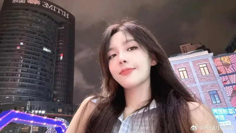 _公务员连续两年不称职_世界杯已淘汰队伍