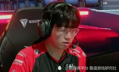 抱大腿废队友__爆龙战队爆炎侠国语12