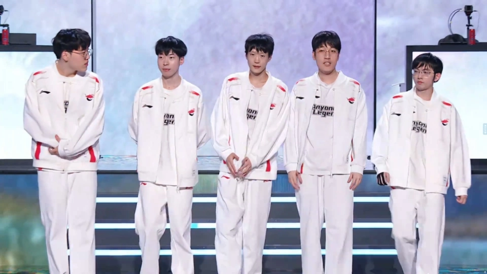 _LCK冠军中单崩溃，Faker有仇必报，Shanks挑战大魔王，T1不被看好_LCK冠军中单崩溃，Faker有仇必报，Shanks挑战大魔王，T1不被看好