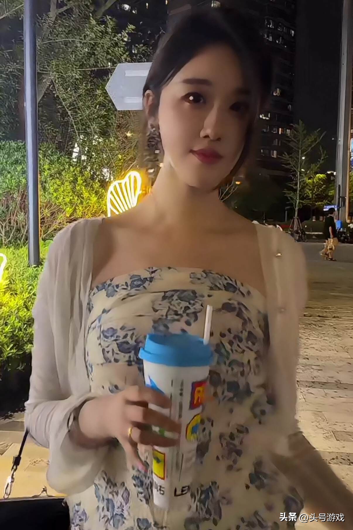 兔子轩2兔写真_兔2轩子_