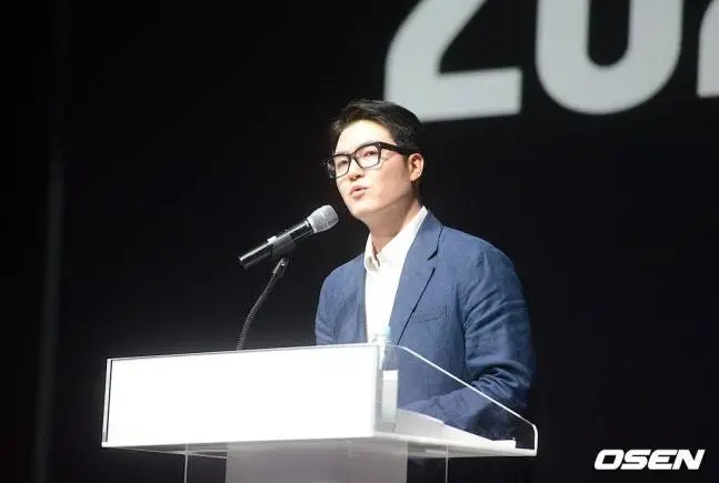 T1战队COO回应Gumayusi与Smash轮换争议：教练组拥有最终决策权_T1战队COO回应Gumayusi与Smash轮换争议：教练组拥有最终决策权_