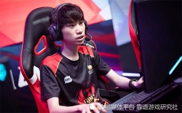 _小锤是谁_小明的锤石