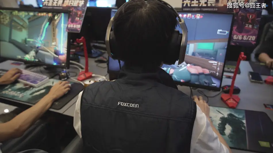 蓝领的电竞觉醒：无畏契约工友冠军杯点燃双重人生__蓝领的电竞觉醒：无畏契约工友冠军杯点燃双重人生