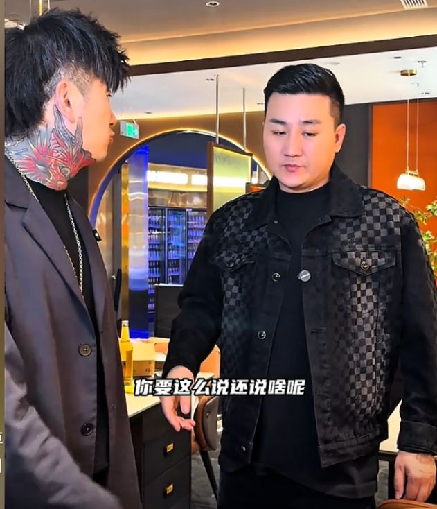 在东北吃顿饭用瓶盖换了台车，你说这扯不扯！__在东北吃顿饭用瓶盖换了台车，你说这扯不扯！