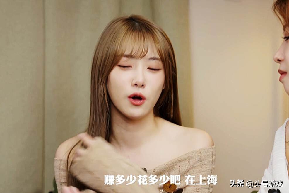 隔壁散落的月光_希月女神是微商产品吗_