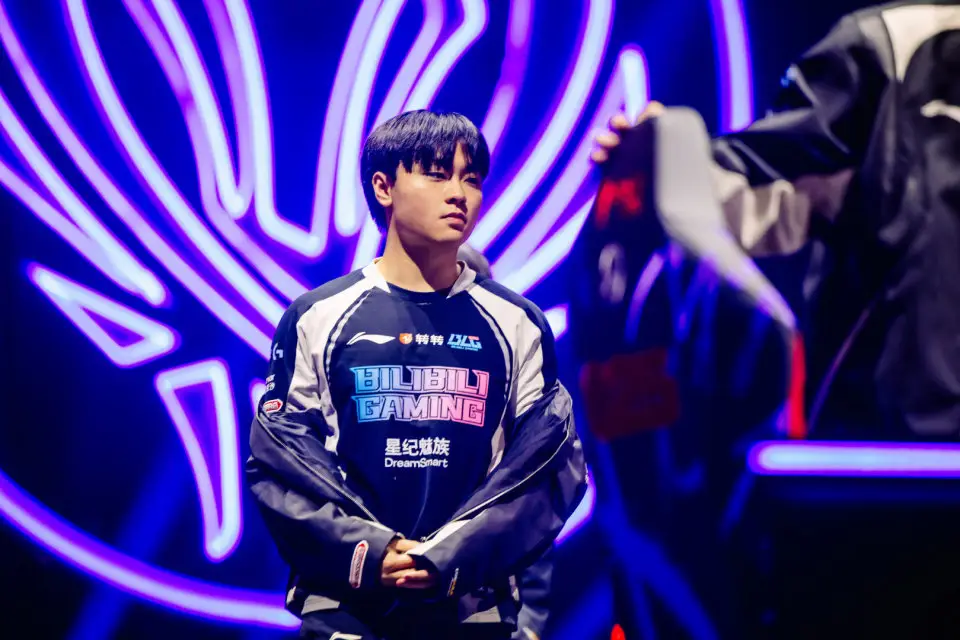 _BLG真回来了！强势晋级MSI正赛！Knight：想复仇Faker_BLG真回来了！强势晋级MSI正赛！Knight：想复仇Faker