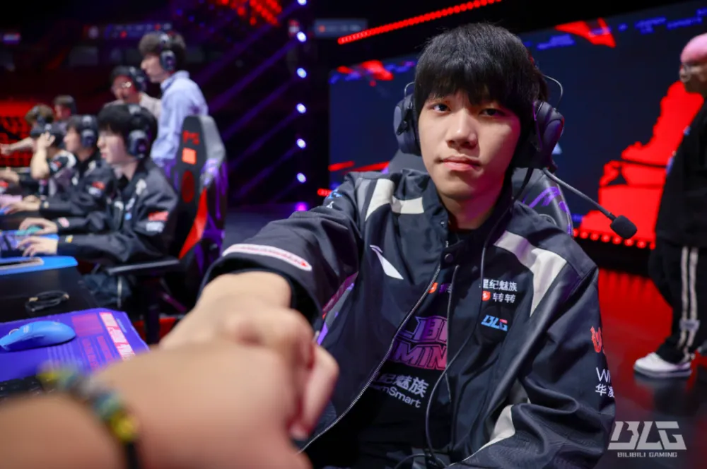 又是3:0！BLG零封G2晋级MSI正赛，左手放话复仇Faker！_又是3:0！BLG零封G2晋级MSI正赛，左手放话复仇Faker！_